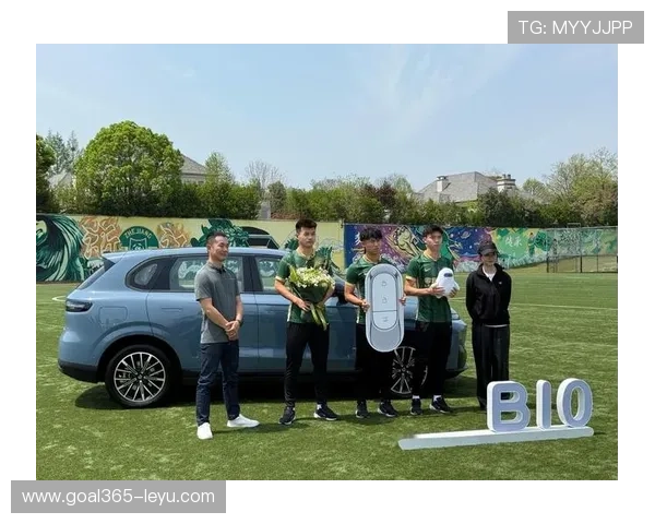 浙江FC奋力拼搏，迎接新赛季挑战，目标冲击顶级联赛！