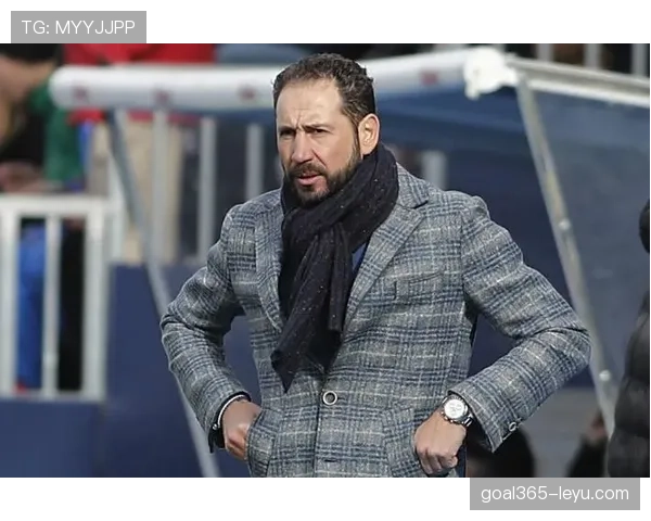 米歇尔执掌西甲教鞭引爆热议,全新战术体系引球迷期待 米歇尔执掌西甲教鞭引爆热议,全新战术体系引球迷期待