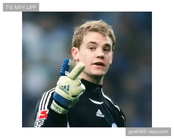 诺伊尔门将状态回暖，继续展现出色表现稳健为球队保驾护航