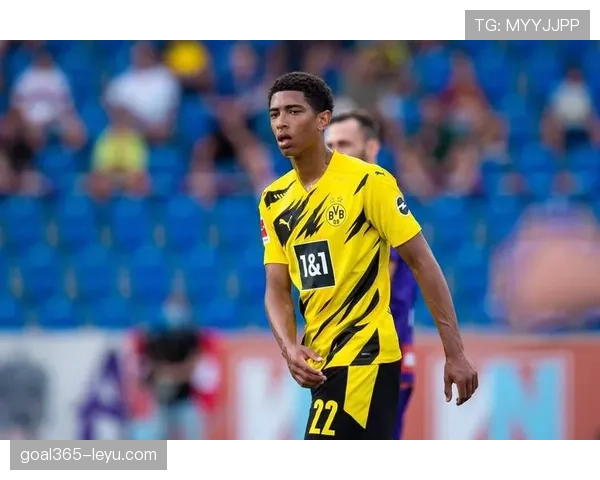 贝林厄姆面对高强度中场对抗表现解析：是否具备统治力